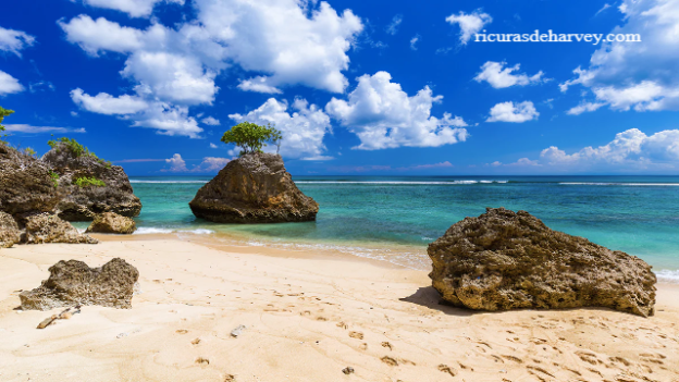 Pesona Wisata Pantai di Bali Yang Harus Kamu Kunjungi